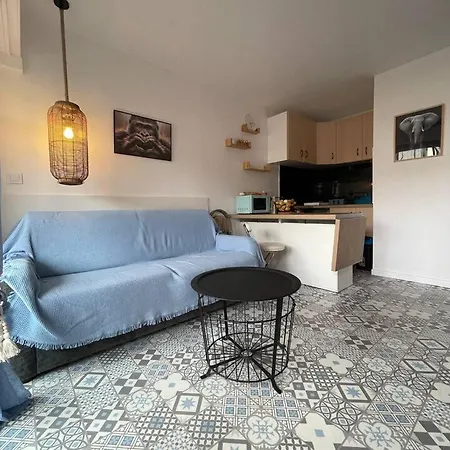 Apartamento Joli Appt La Nouvelle